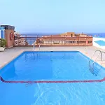 Otel Port Fleming 2*