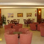 Port Fleming Otel 2*