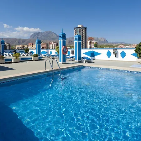 Hotel Port Fleming 2*