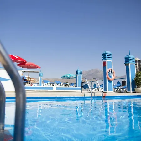 Hotel Port Fleming 2*