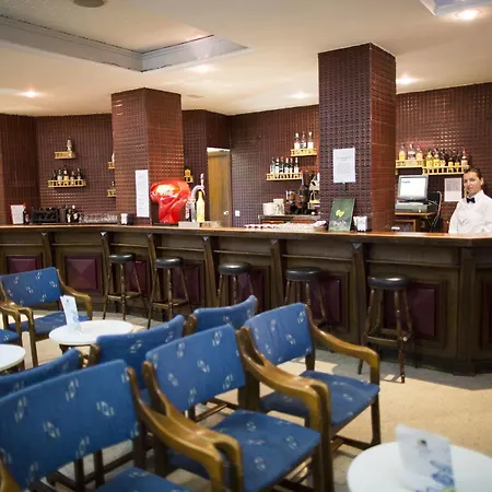 Hotell Port Fleming 2*