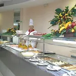 Port Fleming Hotel 2*