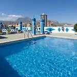 Hotel Port Fleming 2*