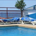 Port Fleming Hotel 2*