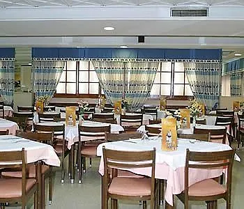 Port Fleming 酒店
