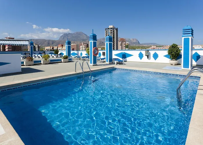 Hotel Port Fleming 2*