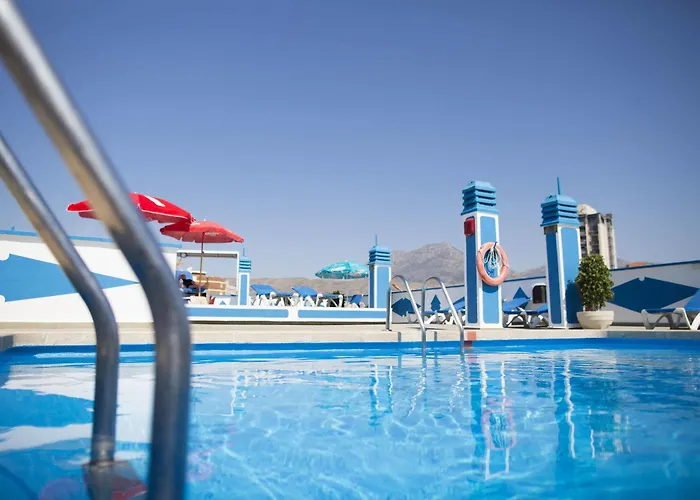 Hotel Port Fleming 2*