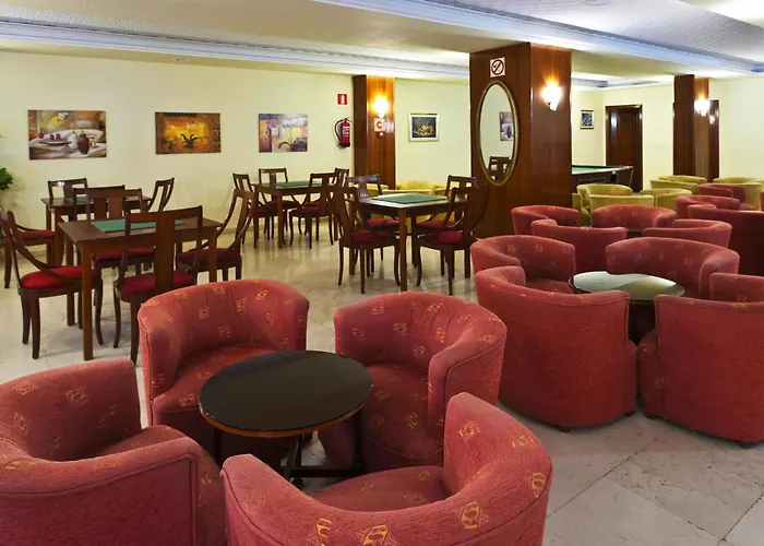 Port Fleming Hotel 2*